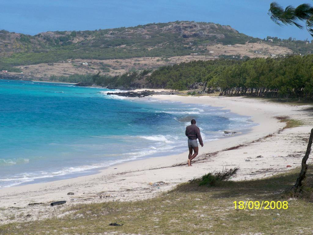 Le Pandanus Hotel Rodrigues Island Exterior photo